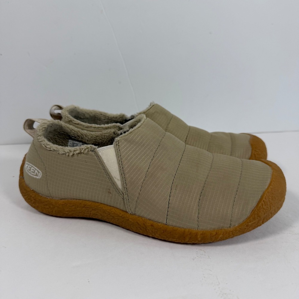 KEEN Howser II Outdoor Slipper 9.5 Beige Insulated Slip On Comfort Gum Sole